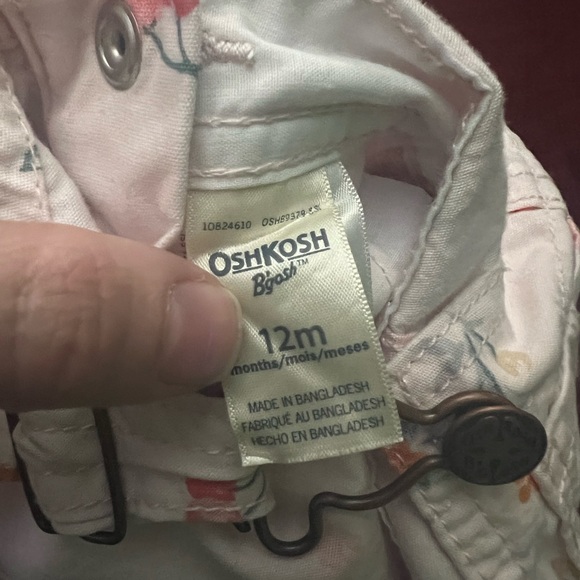 Oshkosh b’gosh overalls size 12M great condition - Picture 3 of 3